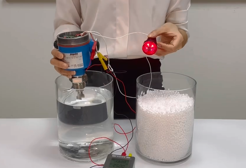 音叉液位开关对特定介质测量的适应性