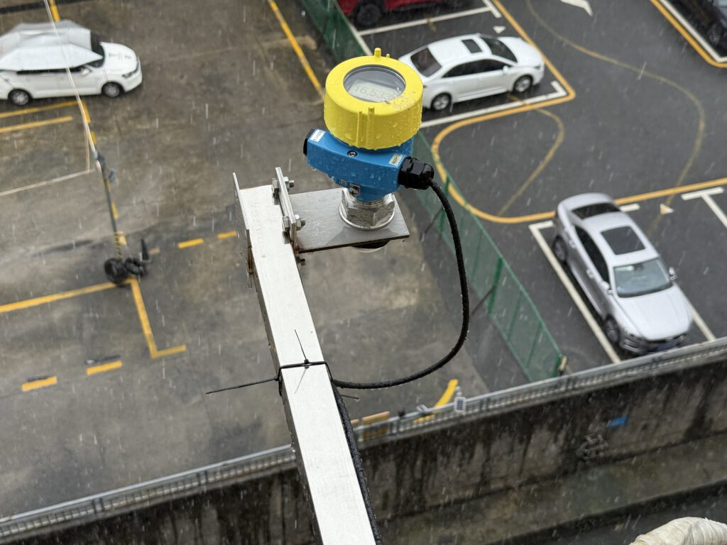 雷达液位测量：应对极端环境的可靠解决方案