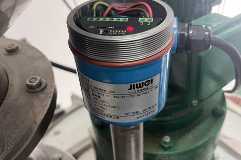 从误报到精准监控：Tube-11振棒料位开关在聚酯切片料仓的应用