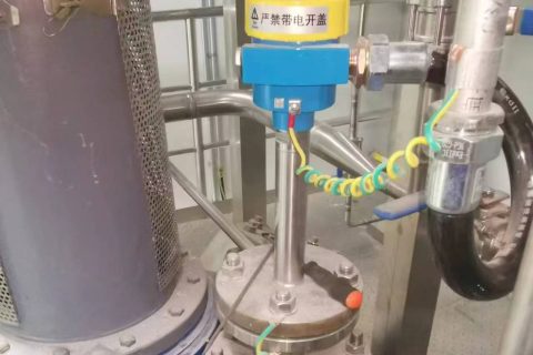 高温型料位开关推荐：250℃与400℃工业应用解决方案