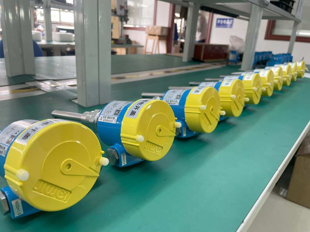 计为液位计提供RoHS与REACH标识，助力企业环保合规