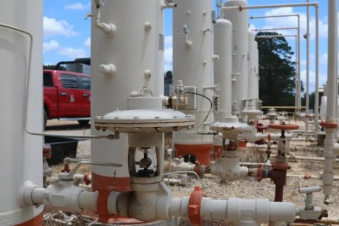 中东化工厂循环水系统改造：磁翻板液位计升级为雷达液位计