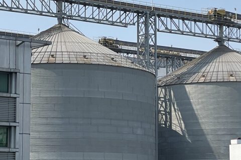 94台计为JWrada®雷达液位计落地宁波精细化工项目