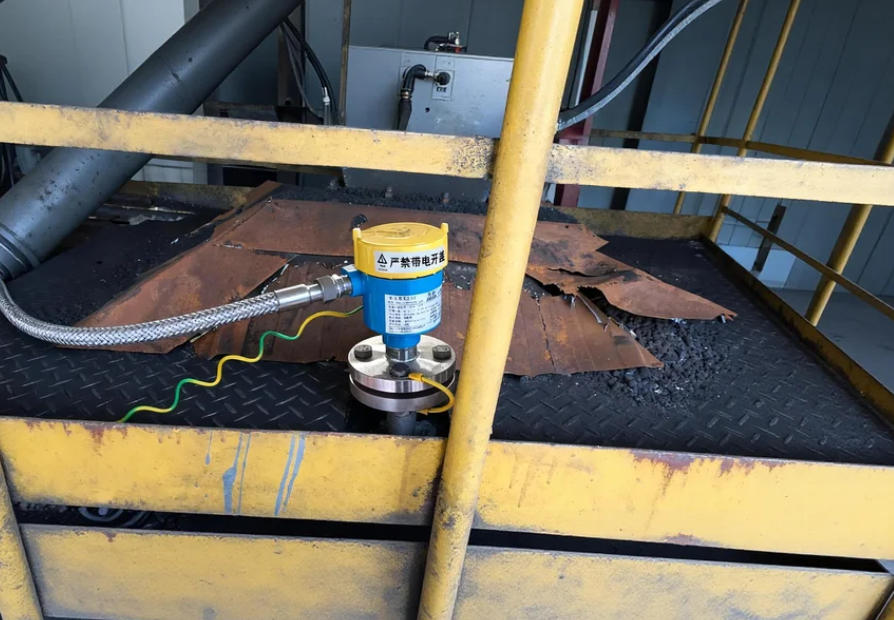 国产化：Cape-11R 缆绳型射频导纳料位开关替换 E+H Solicap FTI56