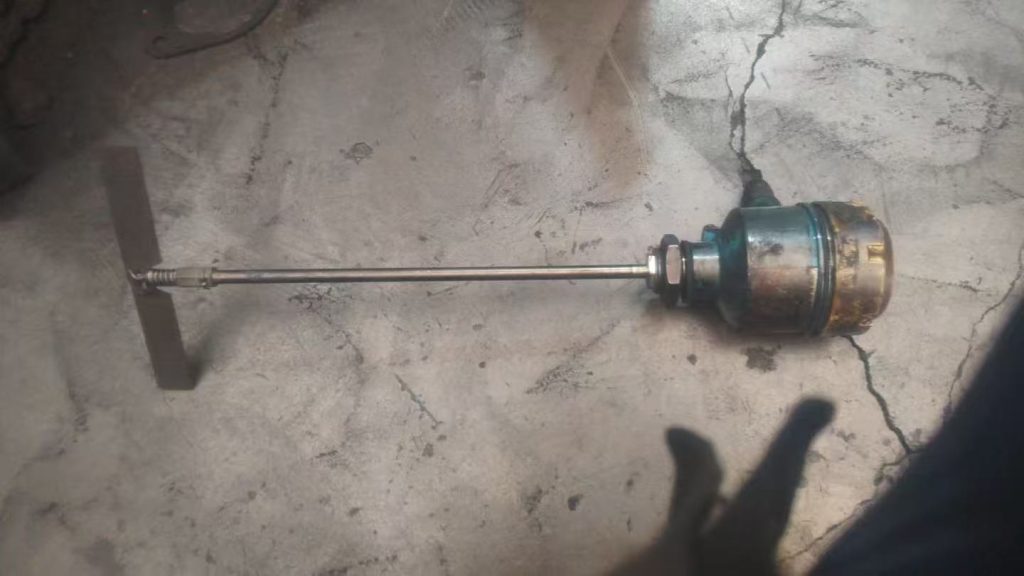 极致防尘：计为 Spin-11 阻旋料位开关在碳粉料仓实现“零侵入”应用实践