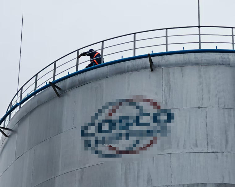 计为工程师亲赴船舶港口现场，定制液位测量方案赢得客户信赖