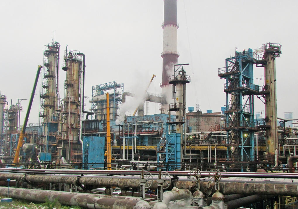 利用可靠的雷达液位计优化炼油与石化工艺