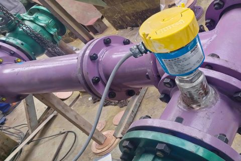 酸性衬氟管道工况下的液位挑战：计为音叉液位开关的应用案例