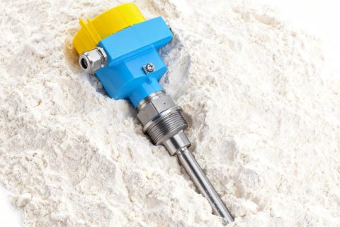 M20×1.5 与 1/2” NPT 电缆接口如何选择？——工业仪表技术解析