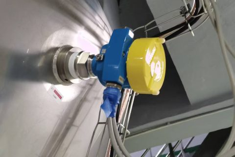 扬州大型化纤集团振棒料位开关应用回访纪实｜从VEGA到计为的替换实践