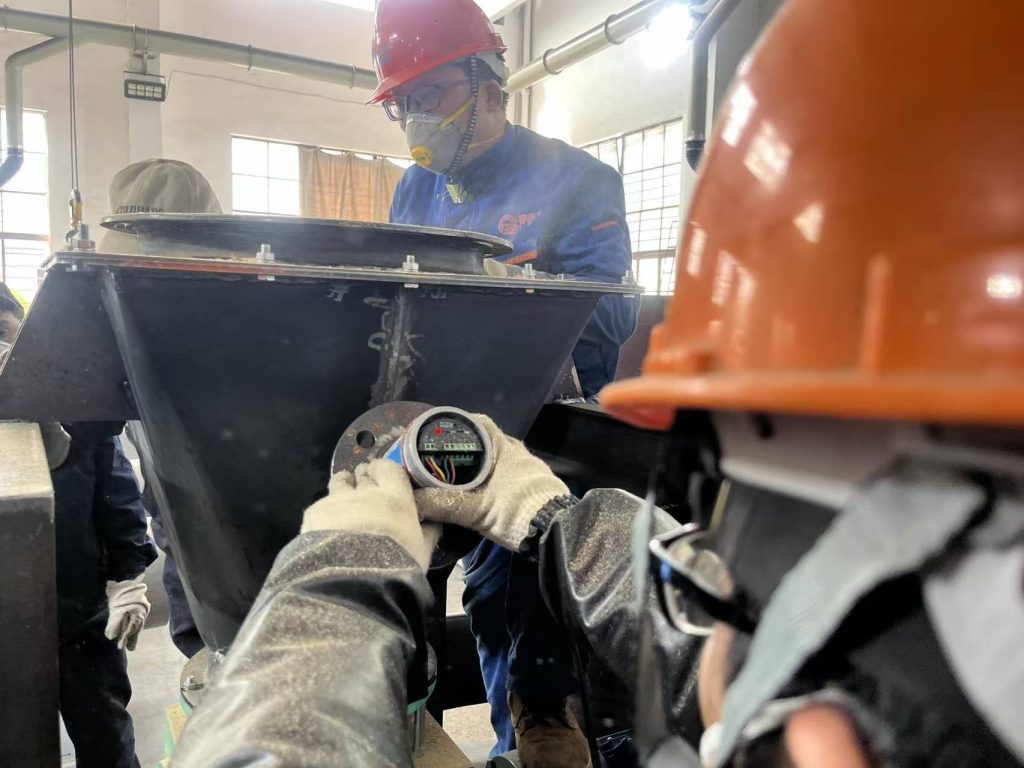 扬州大型化纤集团振棒料位开关应用回访纪实｜从VEGA到计为的替换实践