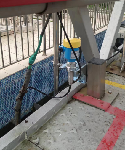 Tube-11缆绳振棒料位开关如何帮助自来水厂沉淀池飘絮物实现自动化清理，稳定测量？